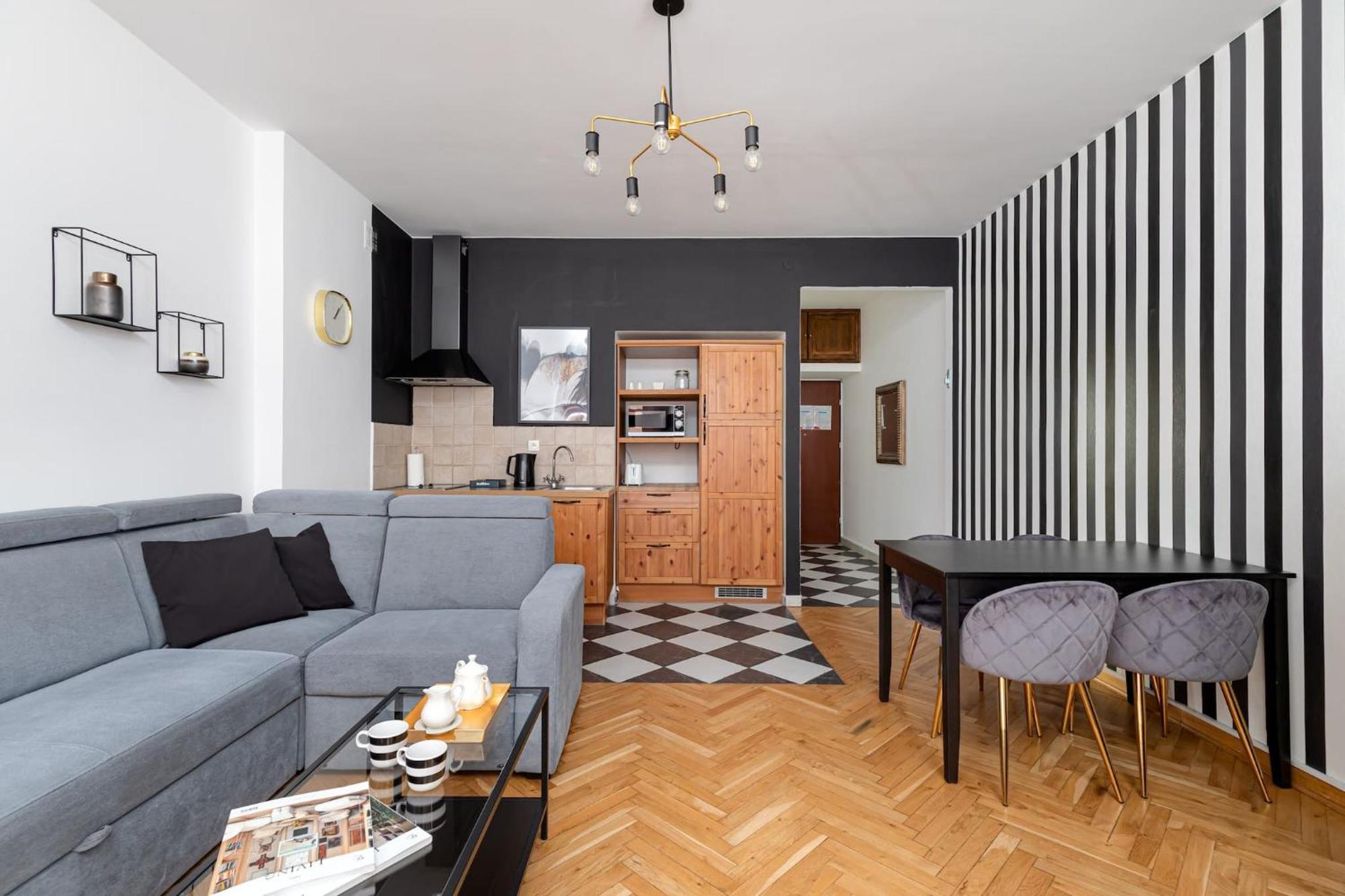 Fashioned Apartment Rycerska By Noclegi Renters Warsaw Exterior photo