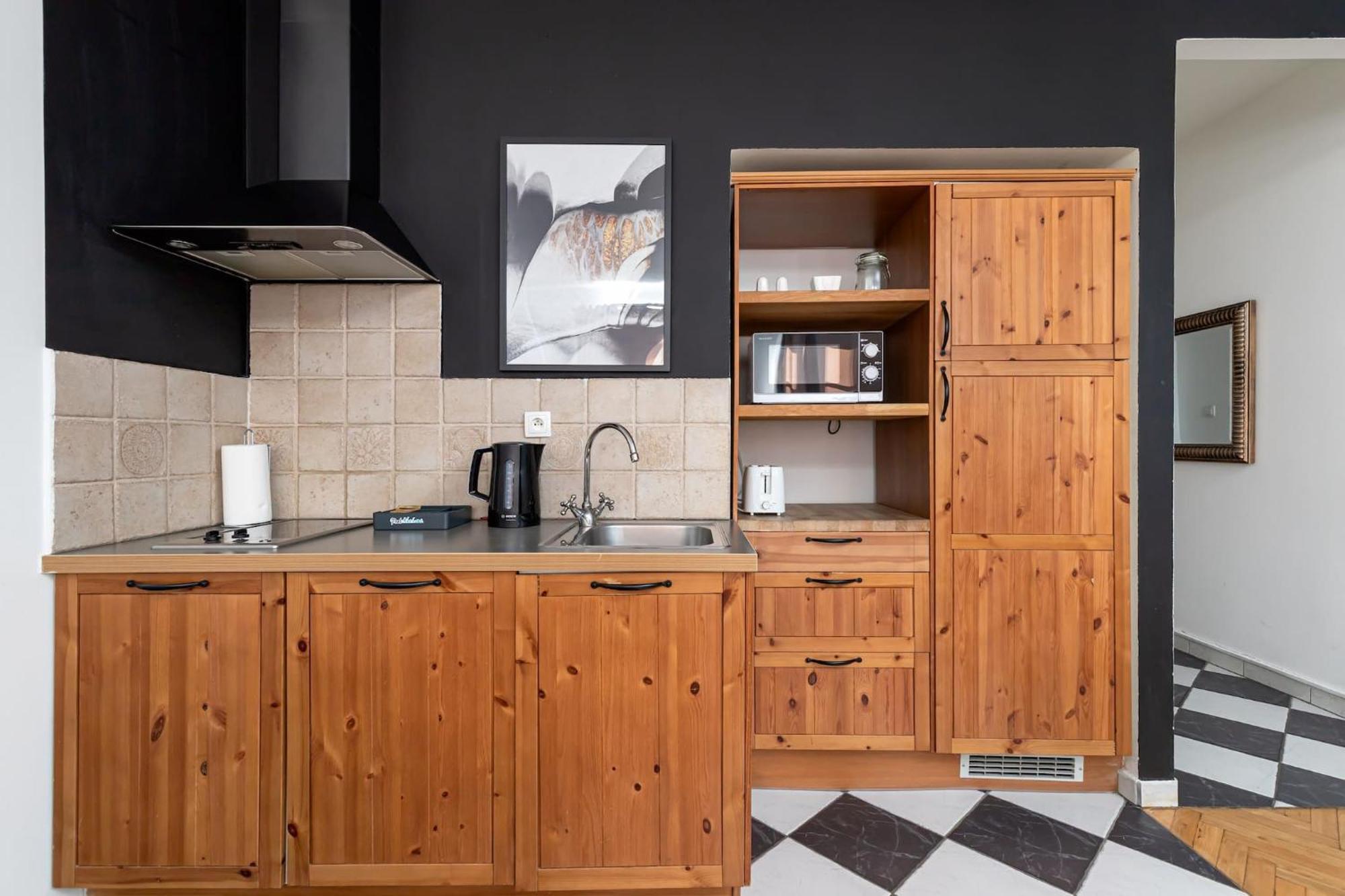 Fashioned Apartment Rycerska By Noclegi Renters Warsaw Exterior photo